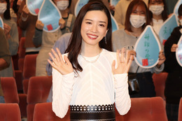 永野芽郁、田中圭の“寝ぐせ”の芸術性に驚き!?「写真展を開いてほしい」 画像