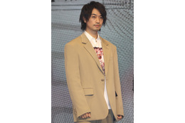 斎藤工、妊娠した役熱演も自粛太りと勘違いされる⁉「不摂生の象徴みたいな…」 画像