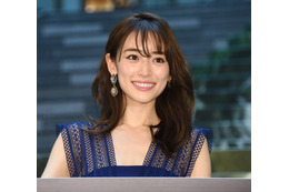 泉里香、色気漂うキュートなGUCCIファッションが好評 画像