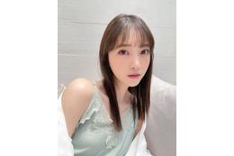 堀未央奈、美しいキャミ姿を披露「惚れました」「天使や……」 画像