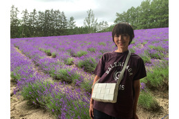 渡辺満里奈、夏の北海道で美しい風景に癒される旅！家族へ手紙も.......『朝だ！生です旅サラダ』 画像