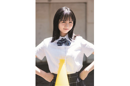 日向坂46・上村ひなのら現役女子高生の制服ポストカードが一挙公開 画像