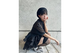 間もなく1st写真集発売のSTU48工藤理子、私服姿に反響「黒も似合う」「絶対領域も神」 画像