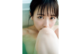 STU48・石田千穂、2nd写真集の表紙解禁！ 4年前よりもオトナっぽく、セクシーに… 画像