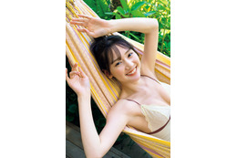 高井真菜、“最初で最後”の本格グラビア！ 露出たっぷりのファースト写真集が電子版で発売 画像