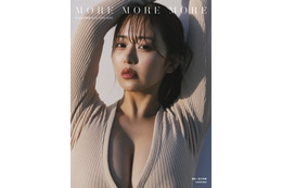 人気声優・井口裕香の写真集「MORE MORE MORE」が4刷決定！ 水着やランジェリーで美ボディ披露 画像