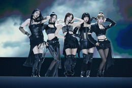 LE SSERAFIM、「MTV EMA」でK-POPガールズグループ初の単独ステージを披露！ 画像