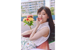 乃木坂46・岩本蓮加、1st写真集ついに発売！先行カット一挙公開 画像