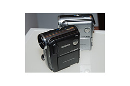 キヤノン、429万画素の最上位DVカメラ「IXY DV M5」や同社初のDVDビデオカメラなど 画像