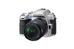 コニカミノルタ、デジタル一眼レフカメラ「αSweet DIGITAL」の発売日を8月19日に決定 画像