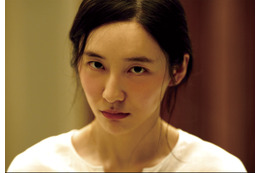 パク・ジヒョンとソン・スンホンが本能のままに求めあう…韓国映画『秘顔-ひがん-』本編映像が公開 画像
