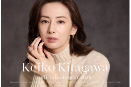 北川景子、“凛とした美しさ”を捉えた2026年カレンダーが発売決定!