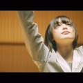 欅坂46・平手友梨奈、ソロ曲「角を曲がる」本日配信スタート