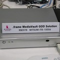 　エム・ファクトリーは、VOD（Video on Demand）ソリューション、「MediaVault for xOD」をケーブルテレビ2005で展示した。同製品は、6月13日に提供開始された新製品。