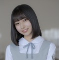 日向坂46・五期生「大野愛実」「鶴崎仁香」の撮り下ろし写真と手書きプロフィール公開！ 画像