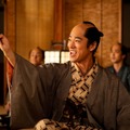 大河ドラマ『べらぼう~蔦重栄華乃夢噺~』大田南畝(四方赤良)を演じる桐谷健太 (C)NHK