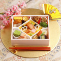 ひなまつり弁当「ぼんぼり」(税込2,754円)