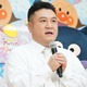 ザキヤマ、白シャツ＆白ネクタイの生みの親は有田哲平！イメージは結婚式の二次会 画像