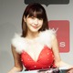 岸明日香、セクシーな「大人サンタ」姿で2022年の抱負を発表 画像