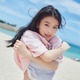 出口夏希、1st写真集で見せる等身大の魅力！天真爛漫な素顔やヘルシー美脚も 画像