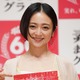 安達祐実、映画出演時に髪バッサリ「ハンサムショートです！」 画像