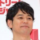 妻夫木聡、有名俳優と偶然同じ飛行機に…記念ショット公開 画像