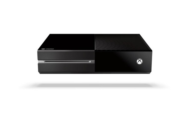 「Xbox One」は39,980円。6月21日から予約を開始する