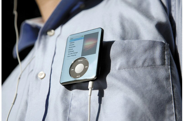 TUNESHELL Mirror for iPod nano