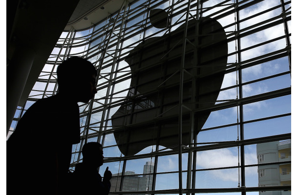 Apple　(C) Getty Images