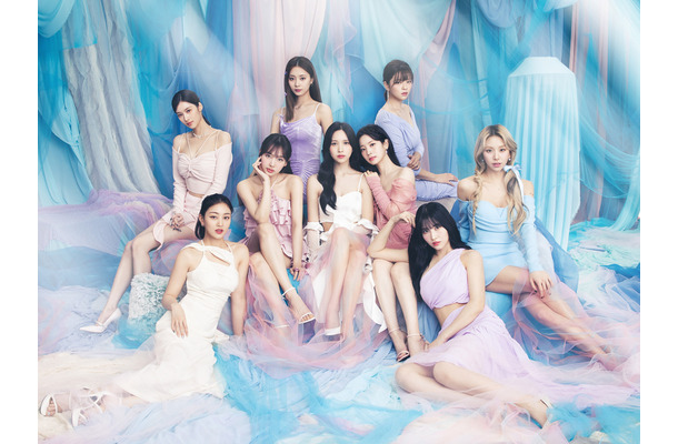 TWICE、日本オリジナルアルバム3作品の同時アナログ盤リリース決定！