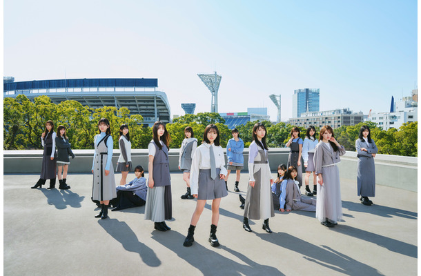 日向坂46、11thシングル最新ソロアーティスト写真とアンダー曲フォーメーションを公開
