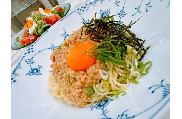 夫のリクエストに応えた「納豆パスタ」（写真は渡辺美奈代の公式ブログから）