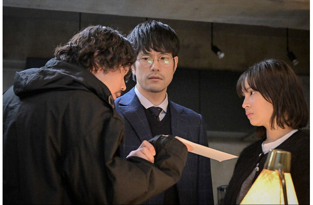 1月31日放送の『クジャクのダンス、誰が見た？』第2話　(C)TBS