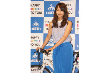 堀北真希、あさひの新CMに出演…「自転車の風、気持ちいい」 画像