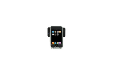 実売4,480円のiPod touch専用ケース一体型スピーカー——縦/横置き対応スタンド装備 画像