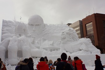 「第67回さっぽろ雪まつり」開幕！「進撃の巨人」や五郎丸も 画像