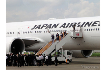 リオ五輪選手団や都知事を乗せたJAL・ANA機が到着 画像