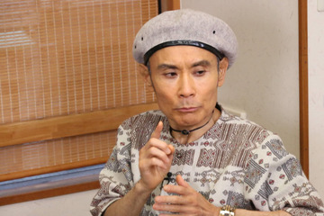 片岡鶴太郎のストイックすぎるヨガ生活に松本人志「面白くない毎日！」 画像