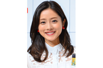 石原さとみ、峯田和伸の熱唱姿に感激「ダマされそう」 画像