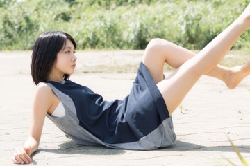 注目度アップの松本穂香、1stフォトブック『Negative Pop』が9月13日発売 画像