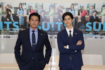 織田裕二、ドラマ『SUITS／スーツ2』再開に本音ポロリ「秋から始めて欲しかった（笑）」 画像