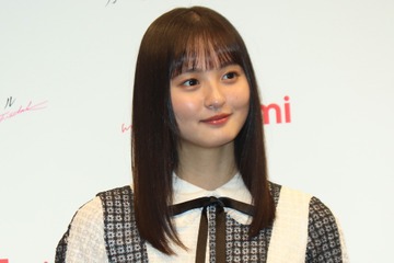 乃木坂46・遠藤さくらのキュートな制服オフショに「尊すぎる」の声 画像