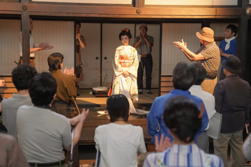 ひなた、時代劇女優すみれと対面！映画村での出会いが人生変える？……明日の『カムカム』第76話 画像