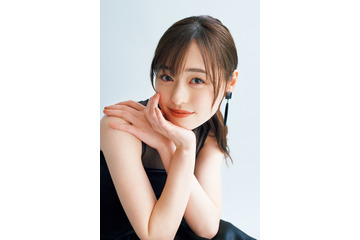 福原遥、黒ドレスで洗練された大人の色気！FLASH表紙に登場 画像