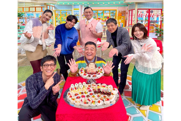 アンミカ、アンタッチャブル山崎の“49歳誕生日”を祝福！サプライズ記念ショット公開 画像