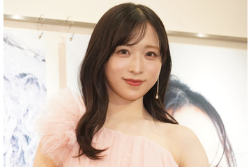 AKB48小栗有以、2作目のカレンダーで露出にも挑戦「大人っぽい雰囲気になっています」 画像