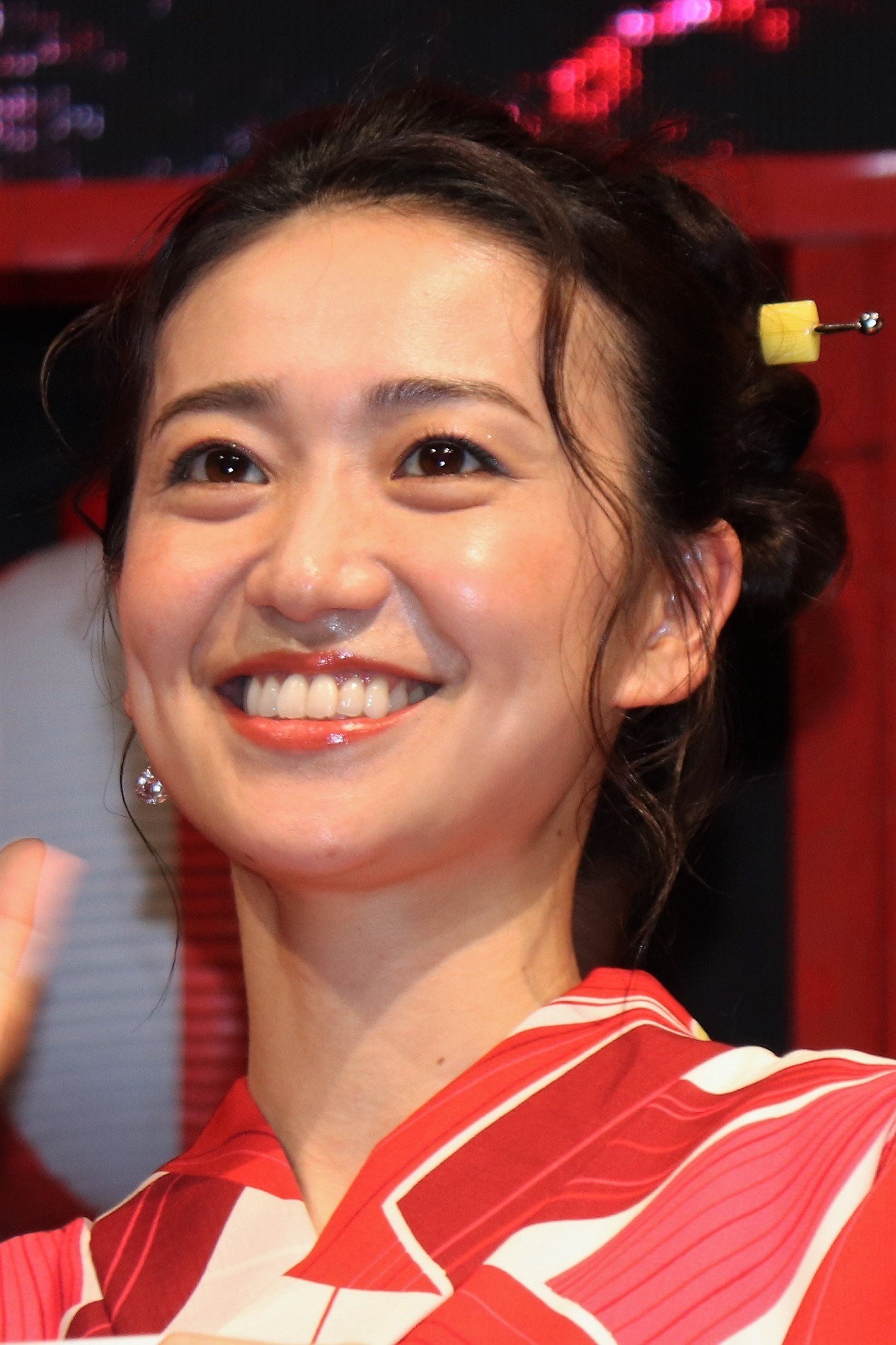 大島優子 誕生日を報告 32歳の1年は 周りの人を笑顔にできるように Rbb Today