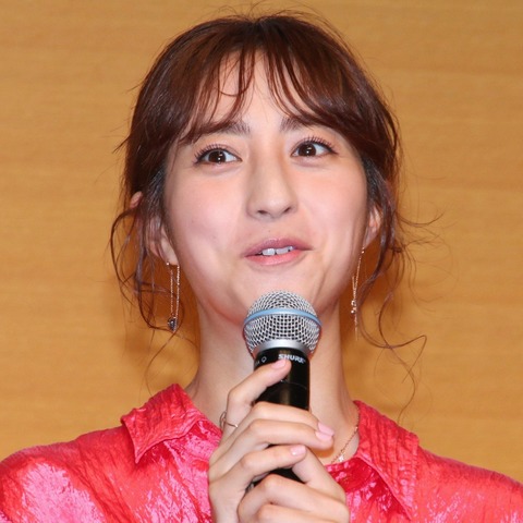 堀田茜、初主演映画で「コスプレしながら監禁されるシーンが大変でした…」 画像