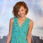 西山茉希、離婚後の不安を語り涙「必死にしがみついている」 画像