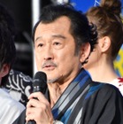 土下座する吉田鋼太郎をみんなで撮影会！？ウエンツ明かす 画像